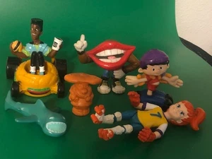 Lotto 6 giocattoli promozionali alimentari vintage Burger King ~ Cookie Crisp, General Mills - Foto 1 di 5