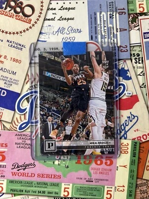 2018-19 Panini Chronicles - Panini Pink #103 Mikal Bridges (RC) - Image 1 of 2