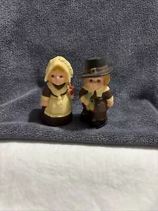 Vintage 1978 Hallmark Thanksgiving Pilgrims Merry Miniatures Figuren 2 Figuren - Bild 1 von 9