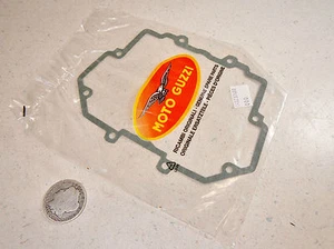 MOTO GUZZI NOS VALVE COVER GASKET #2 140237600 - Picture 1 of 4
