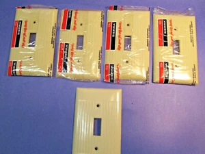5 NEUE Vintage Sierra gerippte Bakelit Schalter Teller Elfenbein Wand - Bild 1 von 3