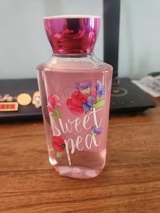 BATH BODY WORKS SWEET PEA SHOWER GEL 10oz SIGNATURE COLLECTION - Picture 1 of 4