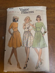 Vogue Sewing Pattern 8820 Dress Size 16 Uncut Vintage 1960s - Picture 1 of 3