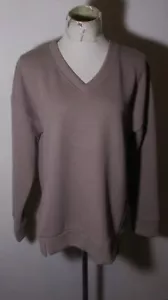 Women's MARC New York Taupe Long Sleeve V-Neck Sweatshirt Size L NWT - Picture 1 of 6