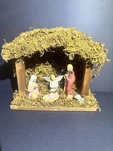 Christmas Nativity Scene - Picture 1 of 7