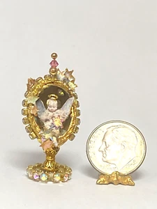 ÚNICO Artesanal Dulces Alas de Ángel Estrás Decorado Huevo 1:12 Casa de Muñecas Firmado - Imagen 1 de 16