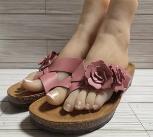 A. Giannetti Womens Sandals Size US 7.5 Thong Toe Leather 3D Flowers Pink - Picture 1 of 13