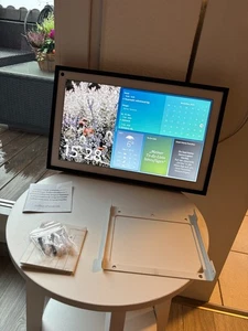 Amazon Echo Show 15 – 15,6 Zoll Full-HD Smart-Display mit Alexa OVP - Bild 1 von 4