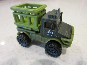 2025 Matchbox '97 Mercedes-Benz Unimog U1300 Jurassic World Rebirth 1:64 Diecast - Picture 1 of 5