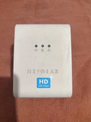 Netgear HDX101 Powerline HD Ethernet Adapter 200 Mbps - Immagine 1 di 4