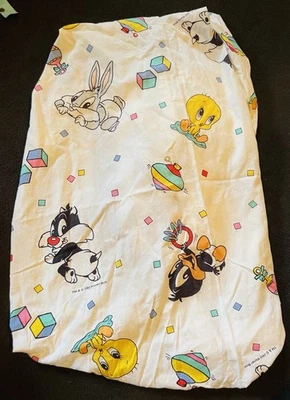 Lençol de berço vintage Baby Looney Tunes ajustado tweety Sylvester insetos coelho gerber - Imagem 1 de 4