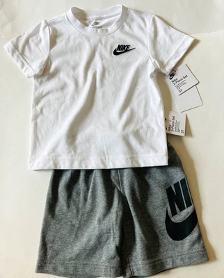 Nike Niños Pequeños 2 Piezas Pantalones Cortos Conjunto Camiseta Talla 2T 3T 4T 5 6 7 Nike Conjunto de 2 piezas Foto 1 de 4