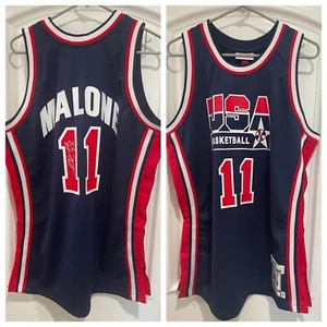 Karl Malone Auto 92 Dream Team Mitchell & Ness USA Authentic Trikot (JSA Witnsd) - Bild 1 von 7