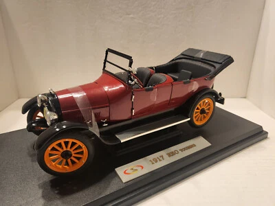 Signature Model 1917 Reo Touring 1:18 Scale Diecast Model Toy Car NEW Red 18105 - Image 1 of 4