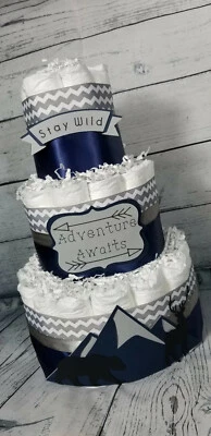 Pastel de pañales de 3 niveles - Pastel de pañales de montaña para niño Pastel de pañales Aventura Espera Foto 1 de 4