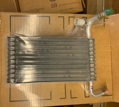 Nuevo evaporador NOS ACDelco 15-6576 3093588 Buick Century Ciera 3,8 L 87-88 Foto 1 de 3