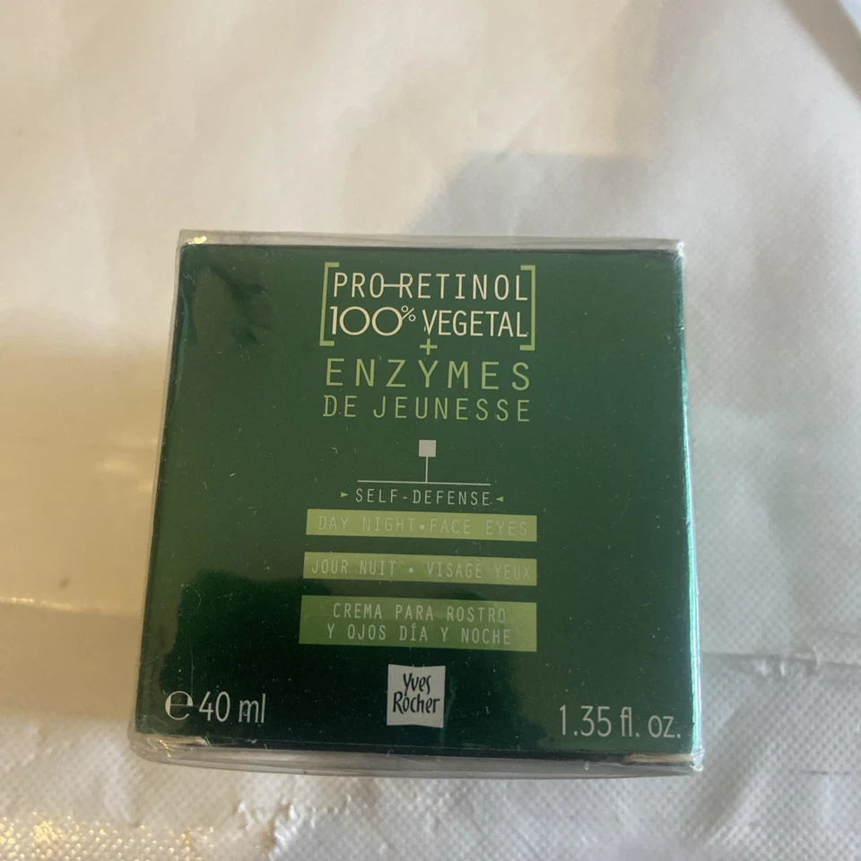 Yves Rocher Pro-Retinol Vegetal+Enzymes Self Defense Face Eyes Cream 1.35 Fl OZ - Image 1 of 1