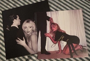 SABRINA CARPENTER | Man's Best Friend | Alt black & white Vinyl . SIGNED ARTCARD - Picture 1 of 2
