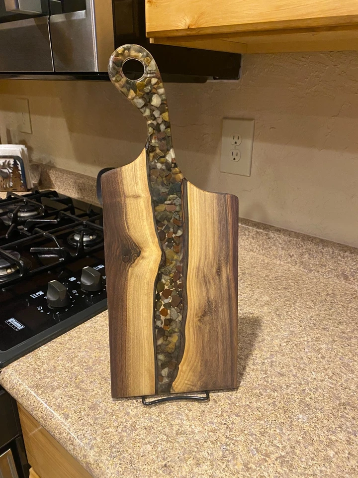 Tabla de charcutería - Bandeja de madera para servir con acento acrílico - Carne, tabla de masticar Foto 1 de 1