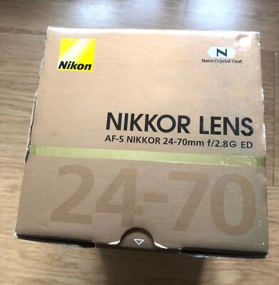 Nikon af-s nikkor 24-70mm f/2.8G ED in mint condition. - Image 1 of 4