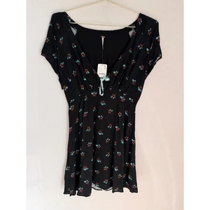 FREE PEOPLE Everyone's Favorite Minidress Size Medium NWT - Picture 1 of 9