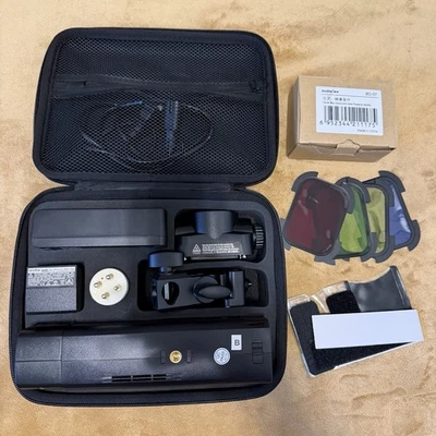 Kit de luz flash de bolsillo Godox AD200 Pro doble cabezal estuche puertas de granero Foto 1 de 4