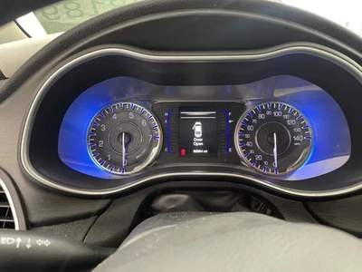 Medidor de velocímetro usado se adapta a: Chrysler 200 Cluster 2015 SDN C 2,4 L 140 MPH 3,5``` Foto 1 de 4