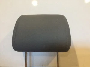 02-05 Kia Sedona - Gray Leather Headrest - Picture 1 of 4