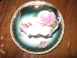 Bone China-Cup and Saucer-Carmen-Germany-gold trim-Roses-antique - Picture 1 of 1