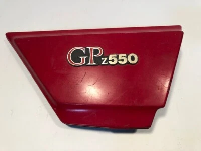 Kawasaki 1980-1983 GPZ550 KZ550 Red Right Side Cover OEM KZ GPZ 550 KZ550A - Image 1 of 4