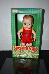 Horsman Sports Kids 12"" Varsity Kid #04300 nuevo en caja - Imagen 1 de 7