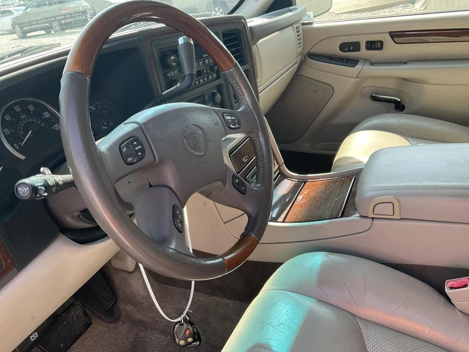 Air Bag Driver Wheel Fits 03 ESCALADE 4891557 - Image 1 of 1