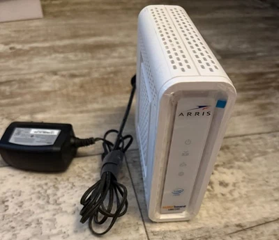 ARRIS SURFboard SB6190 DOCSIS 3.0 32 x 8 Gigabit Cable Modem White - Image 1 of 4