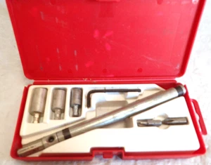 TAPCON TC1000 Driving Installation Tool with case - Picture 1 of 3