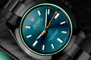 Rolex Milgauss Green Crystal Blue Dial Black PVD/DLC Steel Watch 116400GV - Picture 1 of 10
