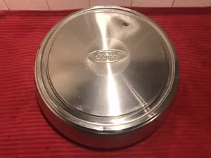 2500 Series Ford Dog Dish Hub Cap #F2UA-1130 UA - Picture 1 of 3