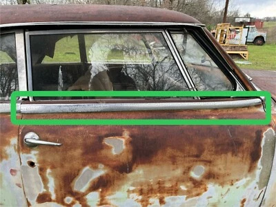 Studebaker Commander & Champion 1952 techo rígido moldura de puerta derecha Foto 1 de 4