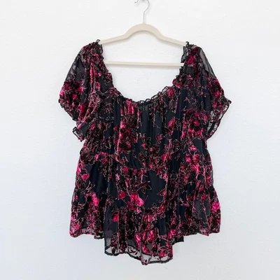 Top de terciopelo Burnout Torrid para mujer talla 3X negro floral transparente capricho romántico Foto 1 de 4