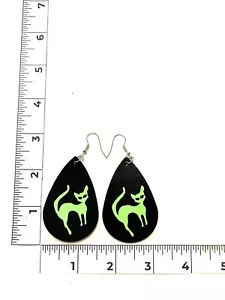 Handmade Earrings - Halloween - Cats - Glow in the dark - Picture 1 of 1
