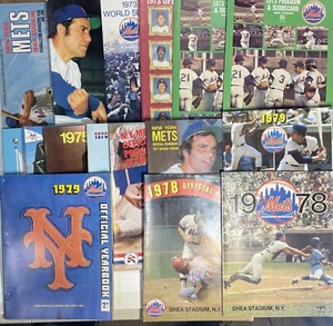 15 Vintage New York Mets Yearbooks & Programs 1969-1979 Shea Stadium Mint Shape - Picture 1 of 20