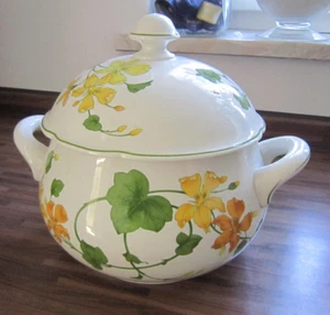 Terrina grande V&B GERANIUM, sopera 2,5 litros VILLEROY&BOCH  - Imagen 1 de 3
