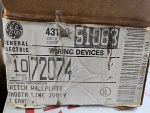 GE - 4 Gang Ivory Toggle Switch Plates 72074 (Box Of 10ea New) - Bild 1 von 3