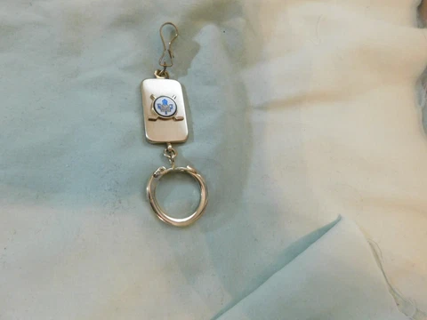 VTG Silver Tone Toronto Maple Leafs Hockey Key Chain Cover
