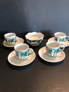 Tazas de té y platillos y tazón de diseño en relieve verde iridiscente de cerámica Antq - Imagen 1 de 10
