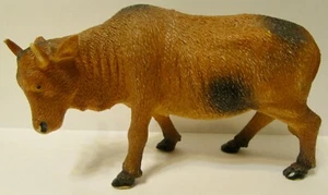 (TM) Brand Toy Farm Bull #1309-P (2002) - Picture 1 of 6