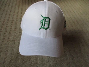 Nuevo SOMBRERO UNIVERSITARIO DETROIT TIGRES ORIENTALES MICHIGAN Correa trasera EMÚ Gorra SGA* - Imagen 1 de 6