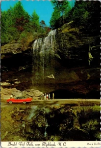 Postcard Bridal Veil Falls Near Highland North Carolina NC 6x4 Red Vintage Car - Picture 1 of 2