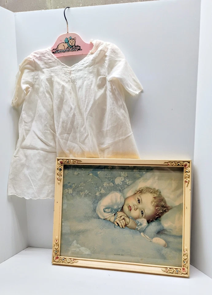 1930 "Regalo del cielo" Litografía Marco original Vestido de bebé Annie Benson Muller Foto 1 de 4