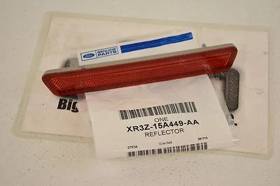 Parachoques trasero Ford Mustang 1999-2004 reflector rojo lado del conductor izquierdo fabricante de equipos originales nuevo Foto 1 de 2