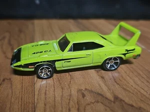 2005 Hot Wheels '70 Plymouth Superbird 426 Rampenlicht grün 1:64 Druckguss - Bild 1 von 7